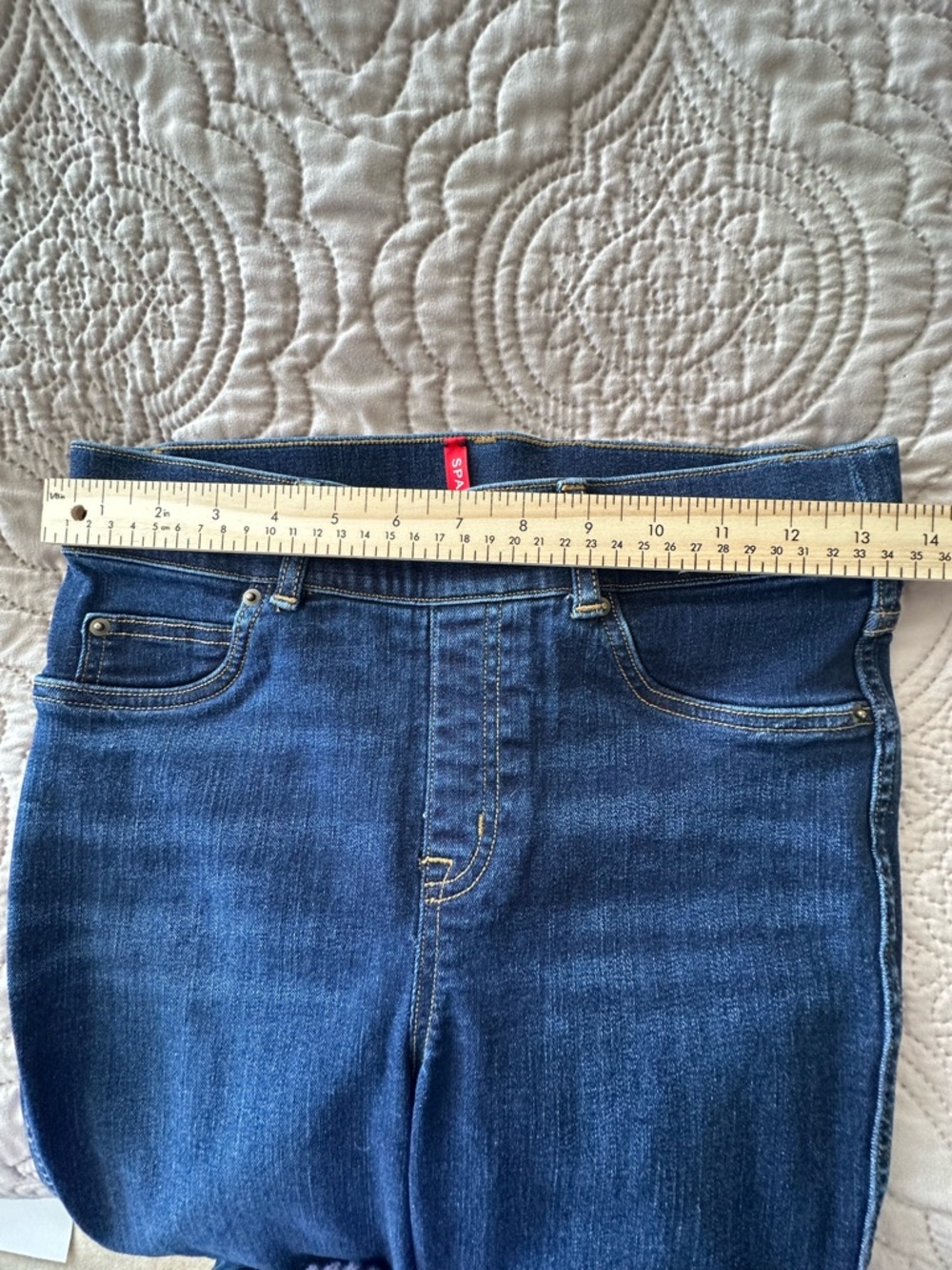 SPANX Shaping Dark Wash Skinny Pull On Stretch Denim Jeans Size Small Classic - Picture 6 of 8